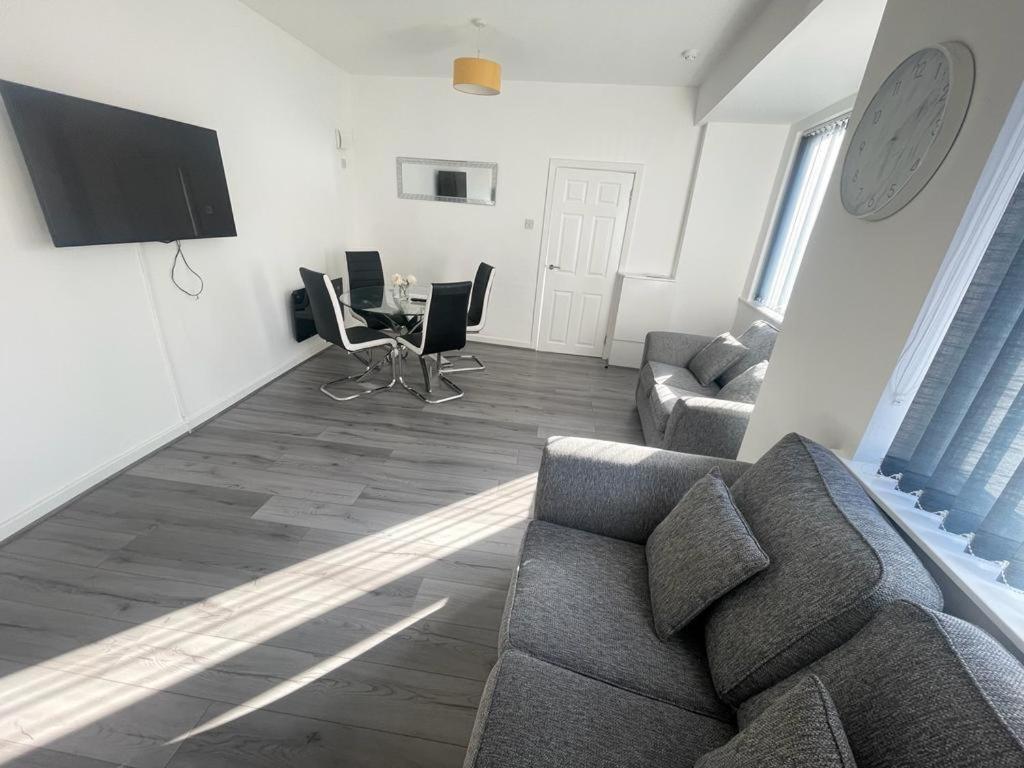 The Belmont Suite Sasco Apartments Blackpool Exteriör bild