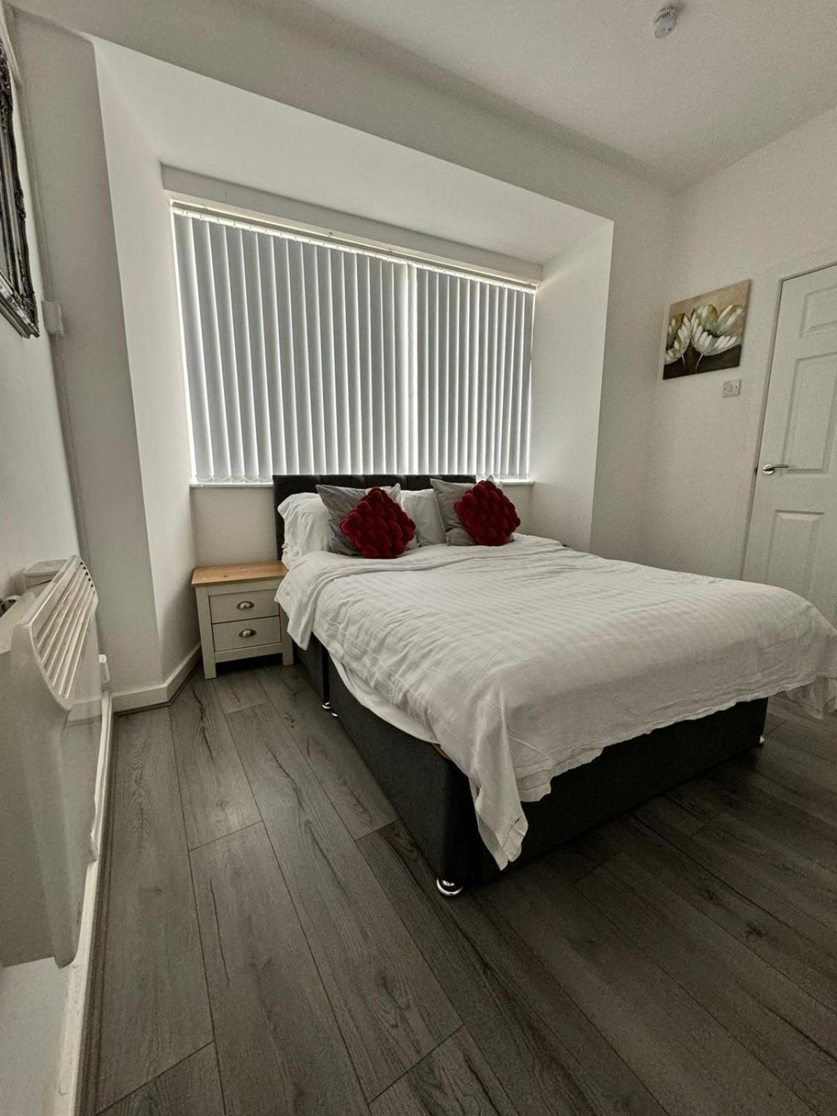 The Belmont Suite Sasco Apartments Blackpool Rum bild